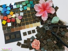 V725A-brumby-brown-mosaictile-photo3